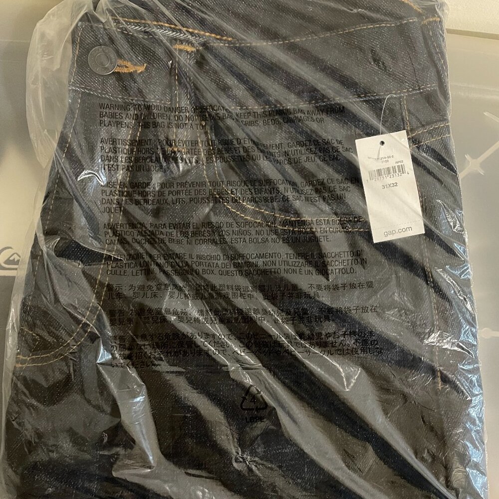 Brand New Gap Denim Jeans Mens 31x32 Blue Relaxed Fit Dark Wash